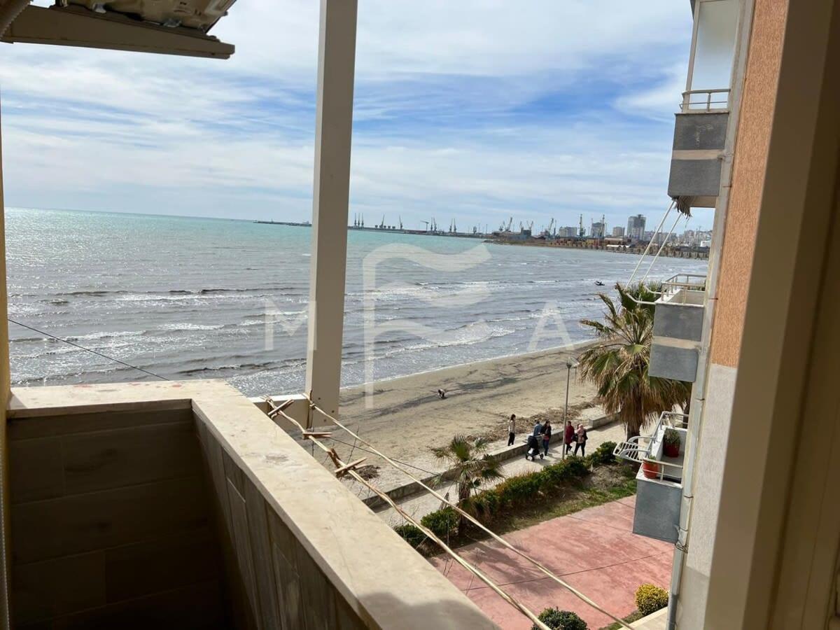 Yacht Club 573 Apartment Драч Екстериор снимка