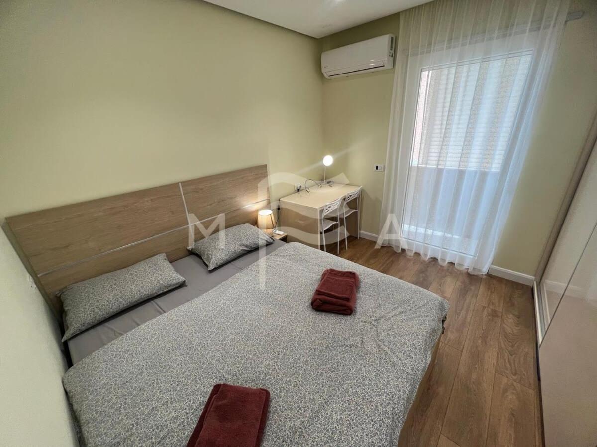 Yacht Club 573 Apartment Драч Екстериор снимка