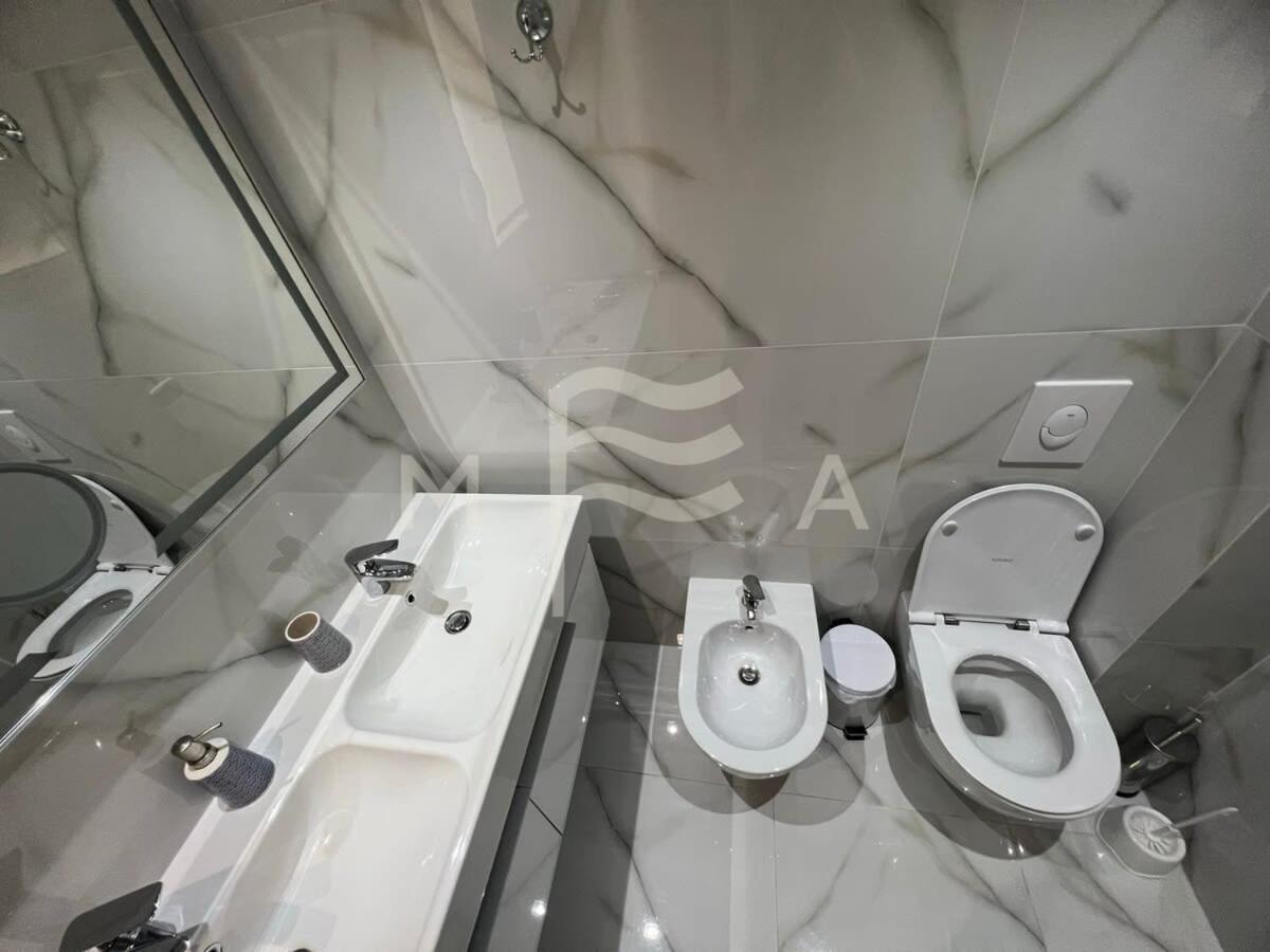 Yacht Club 573 Apartment Драч Екстериор снимка