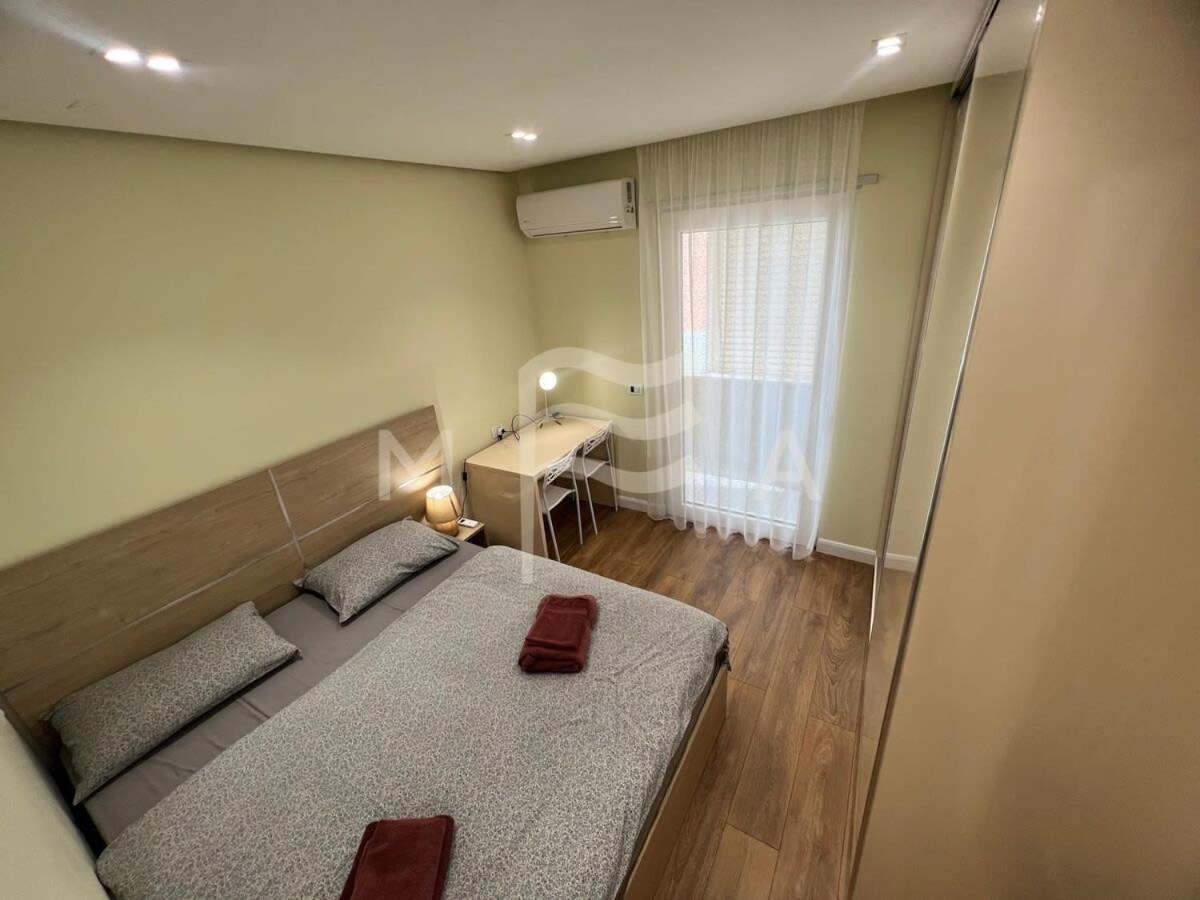 Yacht Club 573 Apartment Драч Екстериор снимка