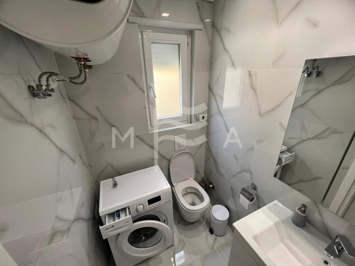 Yacht Club 573 Apartment Драч Екстериор снимка