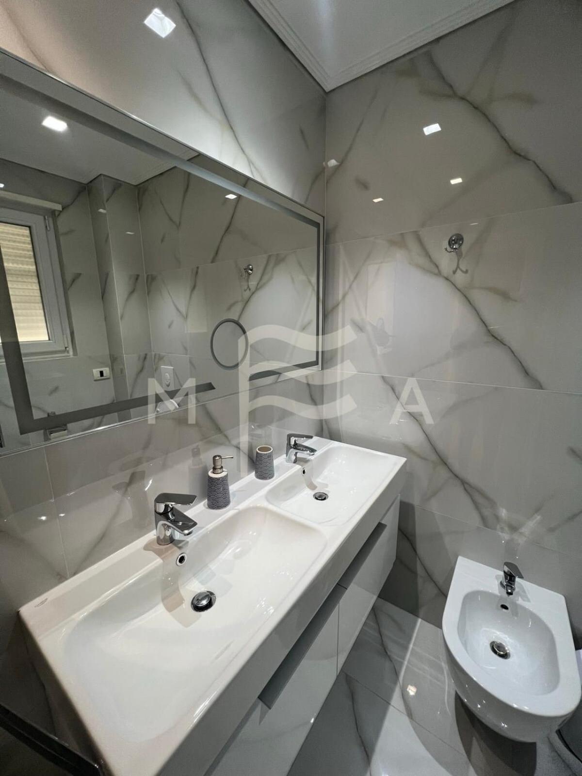 Yacht Club 573 Apartment Драч Екстериор снимка